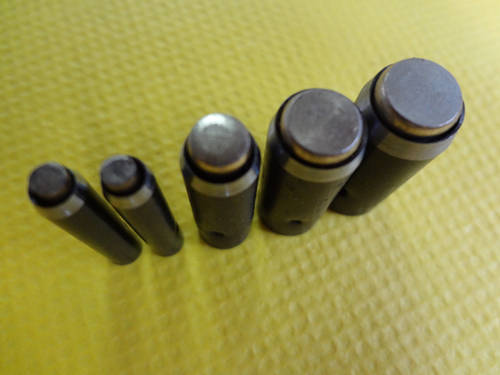 <strong>常用普通彈簧模切孔</strong>